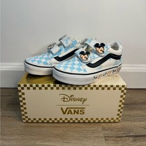 Vans Old Skool V Mickey Mouse